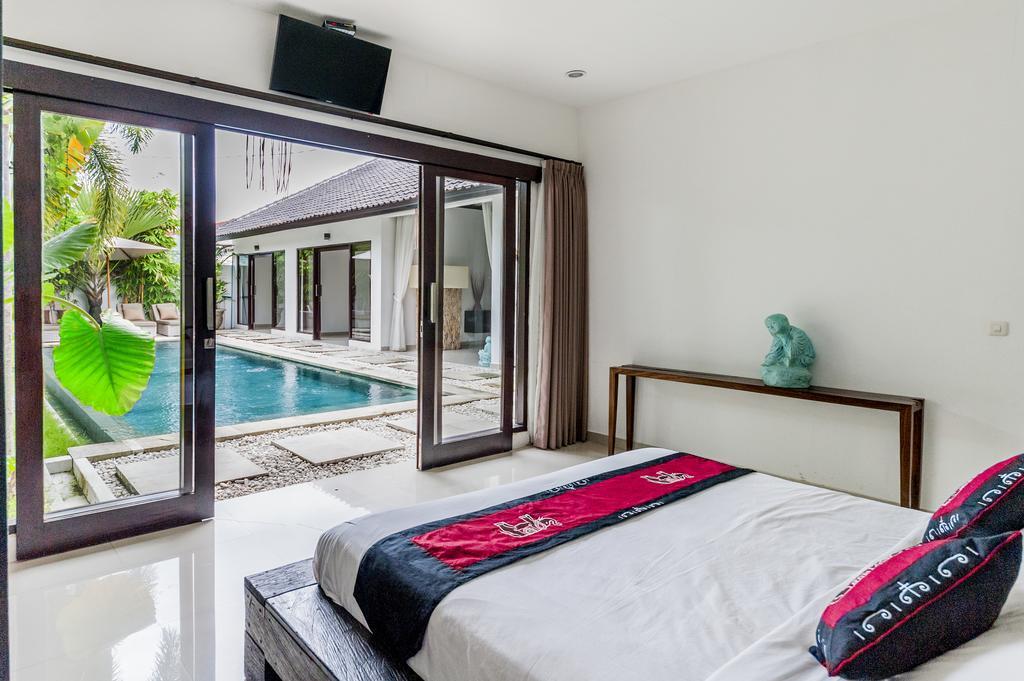 Villa Sara Seminyak Zimmer foto